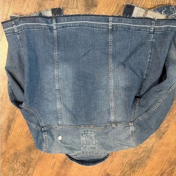 Sonoma The Everyday Jean Jacket - Picture 3 of 5